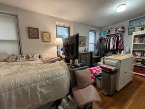 43 Irving St, Unit 4 in Boston, MA - Building Photo - Building Photo