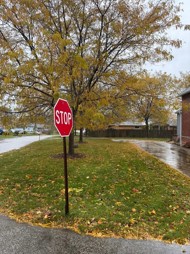 3062 Laird Ave, Unit 3062 Laird Ave #2