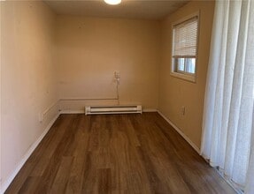 404 Perry St in Horseheads, NY - Building Photo - Building Photo