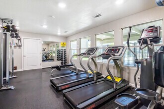 River Run in Vacaville, CA - Foto de edificio - Interior Photo