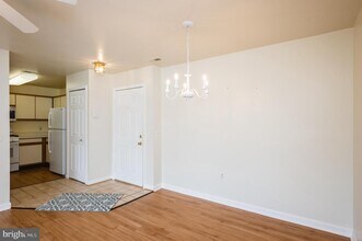 1310 Sheridan Pl-Unit -17 (108) in Bel Air, MD - Foto de edificio - Building Photo