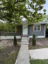 2116 Rockland Dr in Birmingham, AL - Building Photo