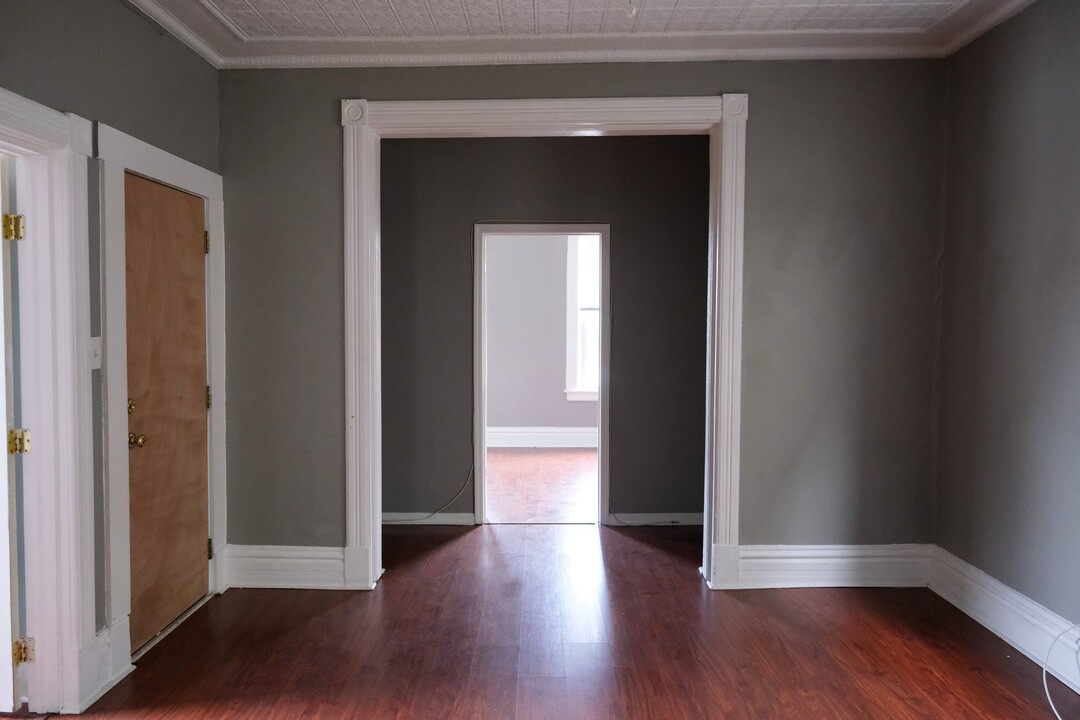 93 Congress St-Unit -Unit # 3 in Cohoes, NY - Building Photo