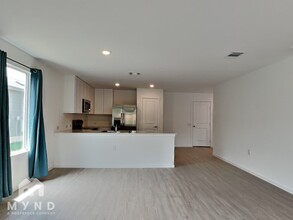 13818 Strange Way in San Antonio, TX - Building Photo - Building Photo