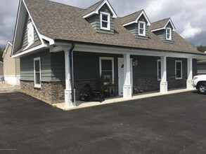 715 Union Ave-Unit -G & H in Brielle, NJ - Building Photo - Building Photo