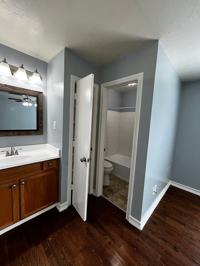 property at 1013 Ruthven St