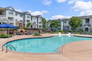 The Parke at Oakley Apartments