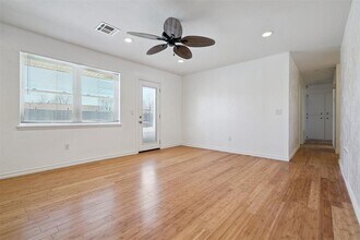 1100 S Avery Dr in Moore, OK - Building Photo - Building Photo