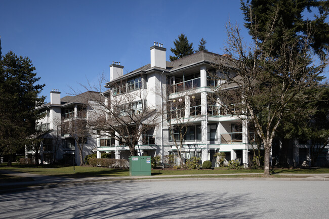 7025 Stride Av in Burnaby, BC - Building Photo - Building Photo