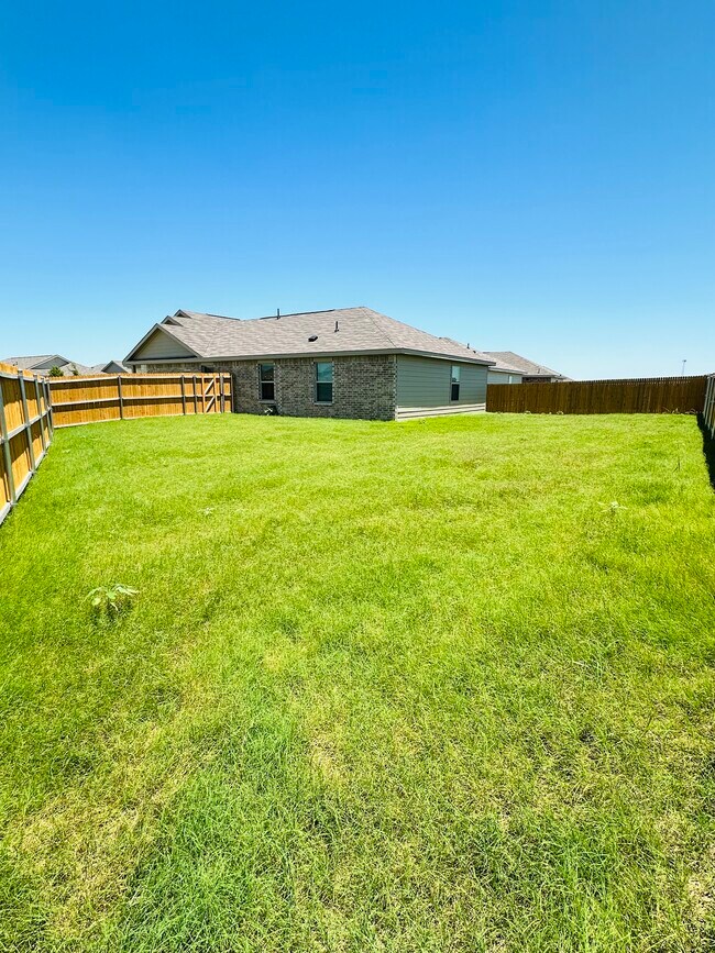 1447 Dovekie Dr in Heath, TX - Building Photo - Building Photo