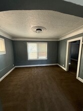 8230 Indiana St in Detroit, MI - Foto de edificio - Building Photo