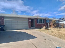 2307 Fairplay Dr in Loveland, CO - Building Photo