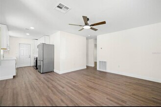 185-187 38th Ave SE in St. Petersburg, FL - Building Photo - Building Photo
