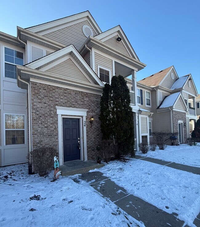 property at 2250 Aurora Dr
