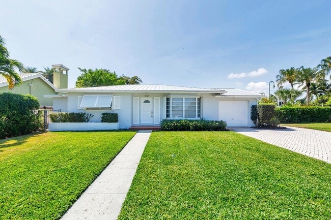 250 Arlington Rd in West Palm Beach, FL - Foto de edificio - Building Photo