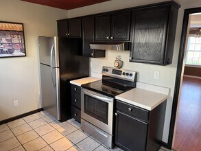 712 S Cherokee St in Jonesborough, TN - Building Photo - Building Photo