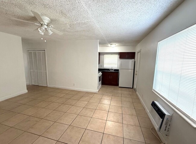 5224 NW 16th St in Lauderhill, FL - Building Photo - Building Photo