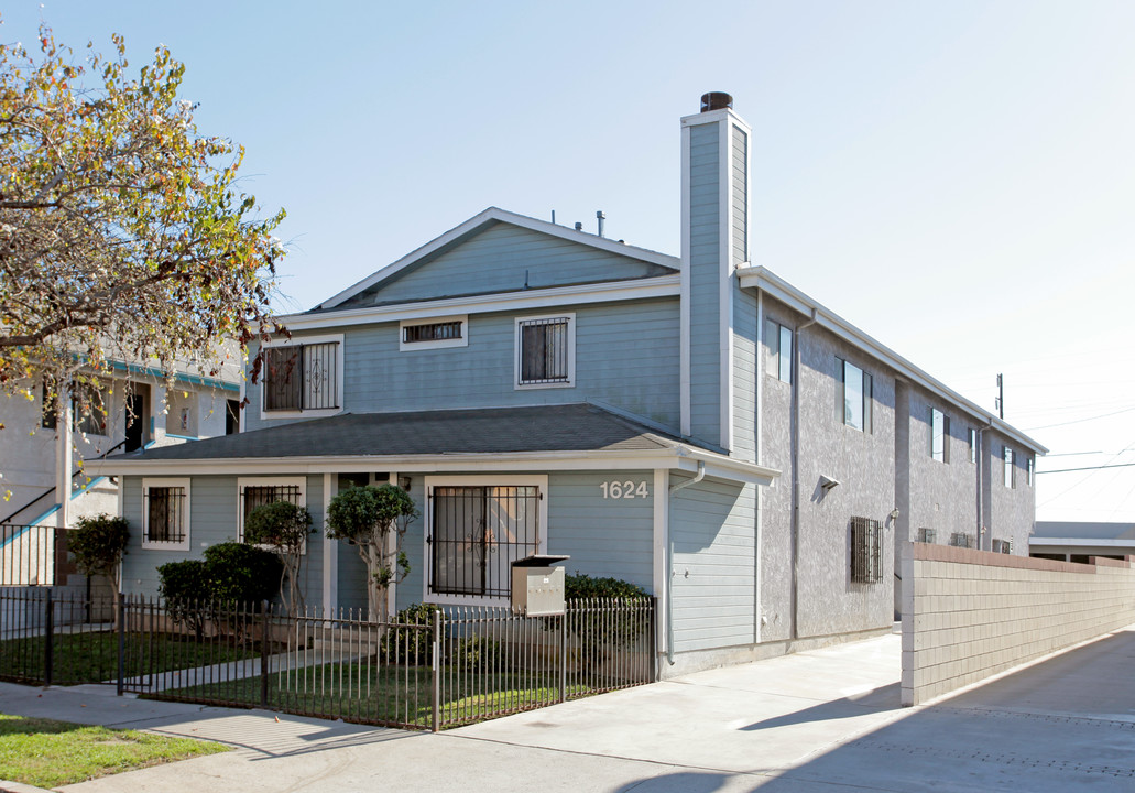 1624 W 207th St in Torrance, CA - Building Photo