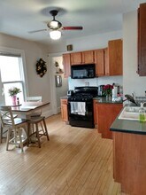 2948 N Newhall St, Unit Lower in Milwaukee, WI - Building Photo - Building Photo