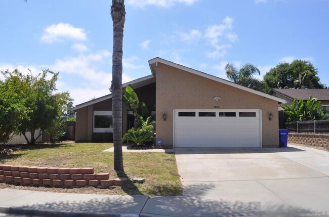 property at 1852 Sonoma Ln