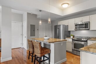 99 Essex St in Melrose, MA - Building Photo - Building Photo