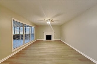 1464 Claredon Dr NW in Lawrenceville, GA - Building Photo - Building Photo