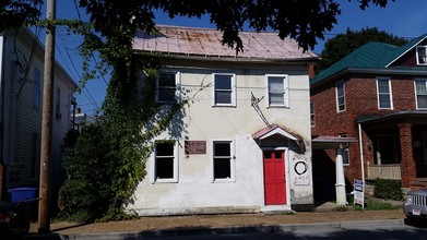 12 Chester St in Front Royal, VA - Building Photo - Building Photo