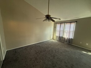 7804 Old Litchfield Ln in Ellicott City, MD - Building Photo - Building Photo