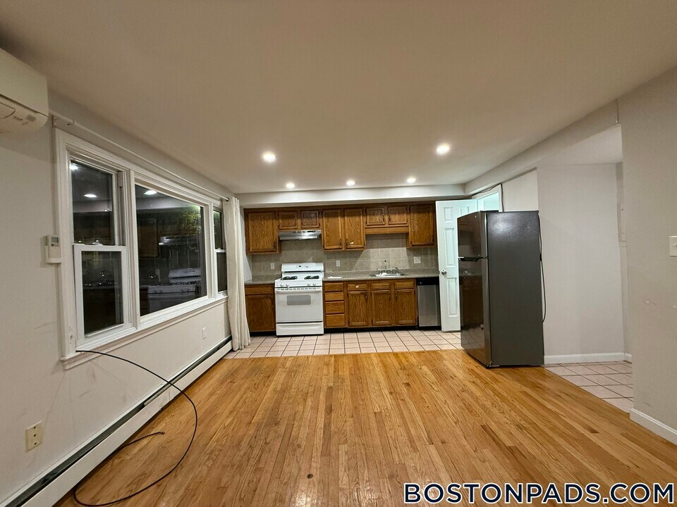 185 Sydney St in Boston, MA - Building Photo