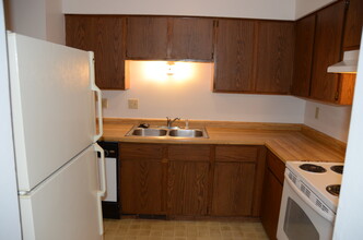 1595 11th Ave, Unit 4 in Newport, MN - Building Photo - Building Photo