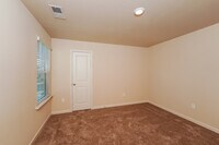 534 Clover Cir photo'