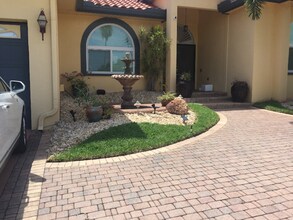 648 6th Ave N in Tierra Verde, FL - Building Photo - Building Photo