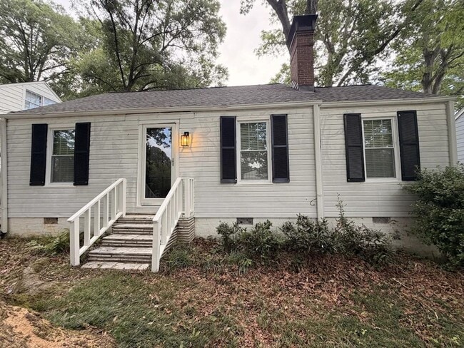 property at 429 Deering Rd NW