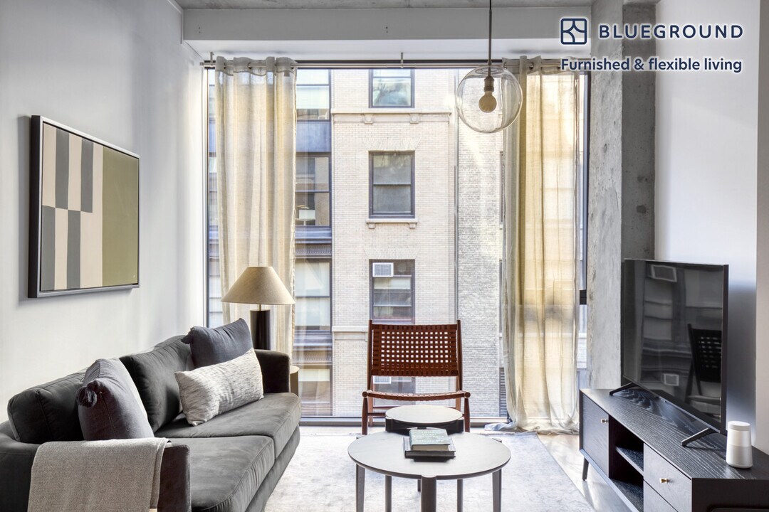 132 W 26th St-Unit -FL9-ID682 in New York, NY - Building Photo