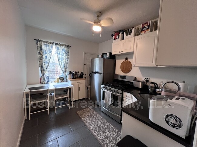 788 E 6th St in Boston, MA - Building Photo - Building Photo