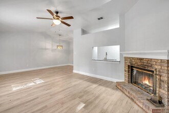 136 W Whetherbine Way in Tallahassee, FL - Building Photo - Building Photo