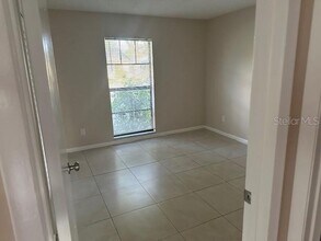 725 Sunbright Dr in Seffner, FL - Building Photo - Building Photo