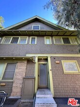 2667 Menlo Ave in Los Angeles, CA - Building Photo - Building Photo
