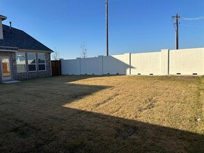 1016 Portina Dr in Anna, TX - Building Photo - Building Photo