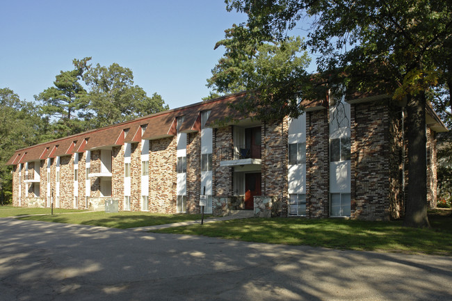 Royal Oak in Grand Rapids, MI - Foto de edificio - Building Photo