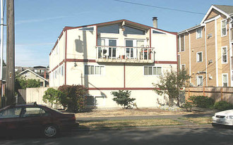 421 NE Ravenna Blvd Apartamentos