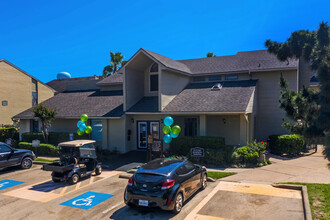 Colonies Landing Apartments in Houston, TX - Foto de edificio - Building Photo