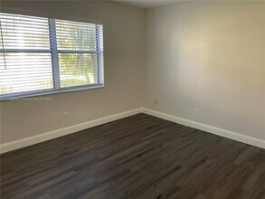751 NW 104th Ave, Unit 103 in Pembroke Pines, FL - Building Photo - Building Photo