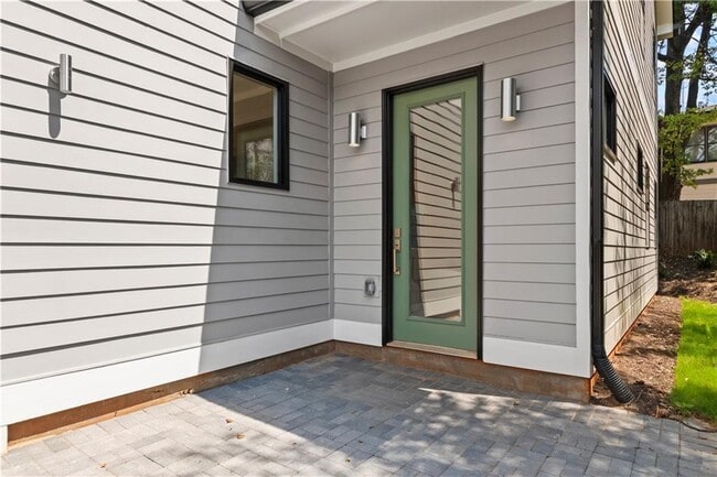 property at 205 Whitefoord Ave NE