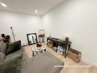 740 E 7th St, Unit 30