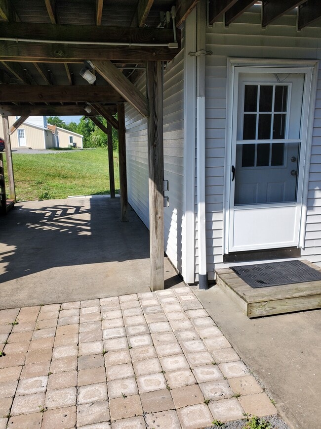 379 Dille St, Unit 379 Dillie Street in Morgantown, WV - Foto de edificio - Building Photo
