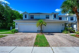 15056 Summit Pl Cir in Naples, FL - Building Photo