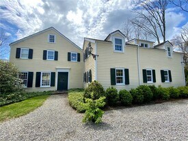 333 Hook Rd in Katonah, NY - Building Photo