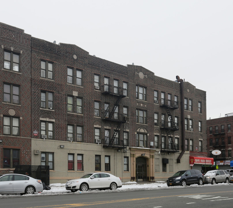 82-92 Rockaway Pky in Brooklyn, NY - Foto de edificio