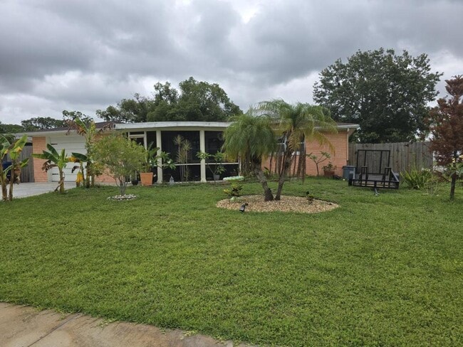 property at 2704 Lawn Pl